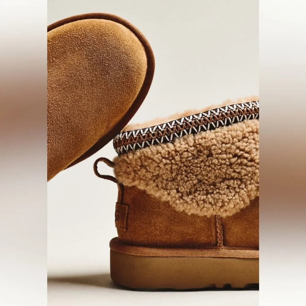 UGG Classic Ultra Mini Maxi Curly Boots